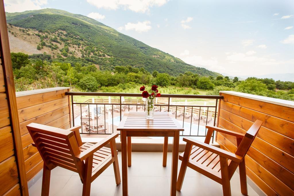Irene'S Resort Káto Loutrákion Chambre photo