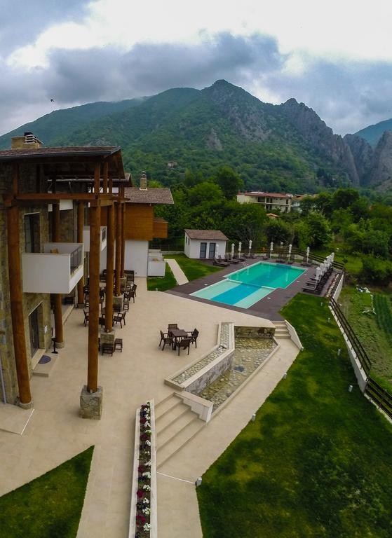 Irene'S Resort Káto Loutrákion Extérieur photo