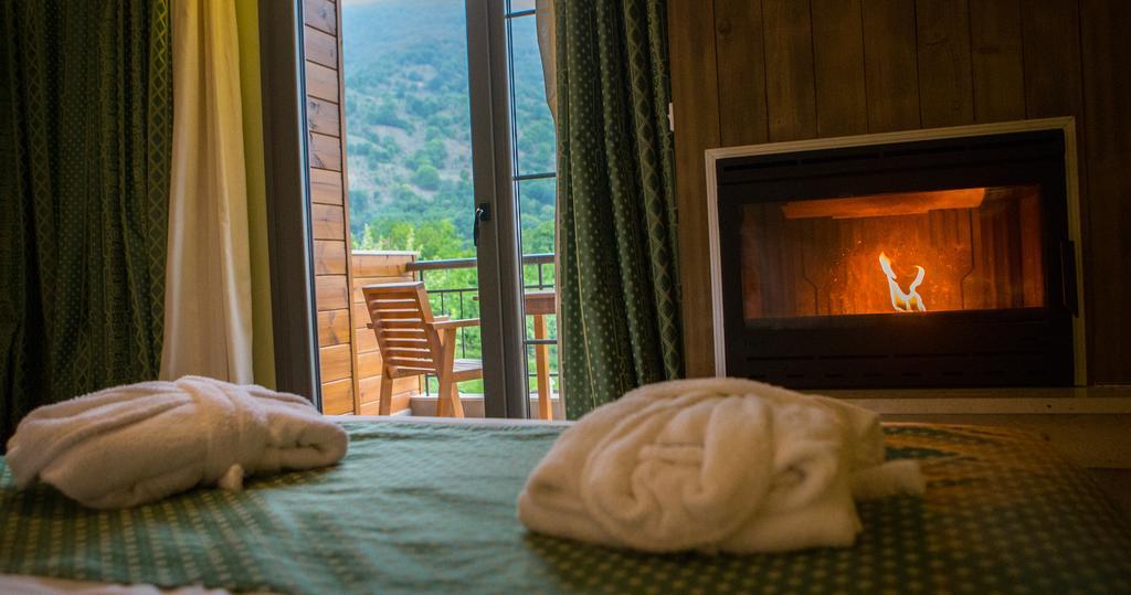 Irene'S Resort Káto Loutrákion Extérieur photo