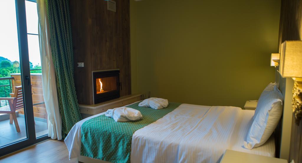 Irene'S Resort Káto Loutrákion Extérieur photo